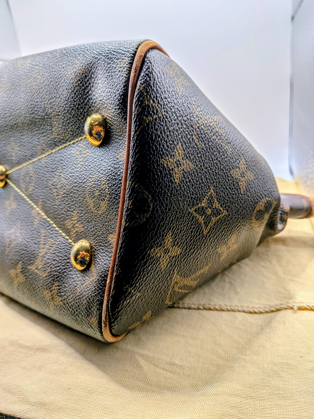 Louis Vuitton Tivoli PM Top Handle Bag - VGC - $1990 Includes COA - Picture 7 of 11